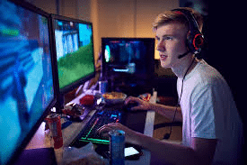 How Hispanic Gamers Can Become Esports Players – Step by Step Guide